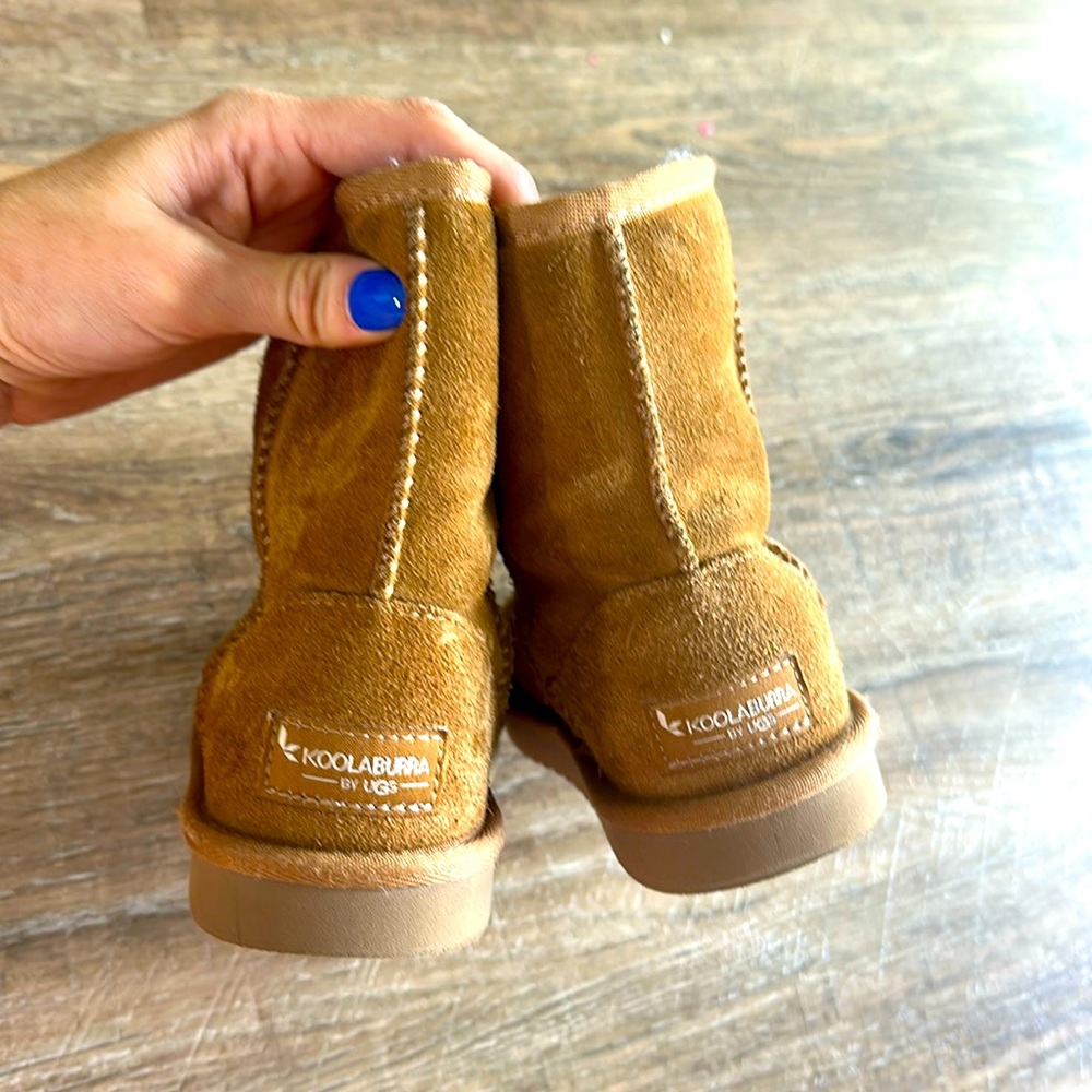Kid boots